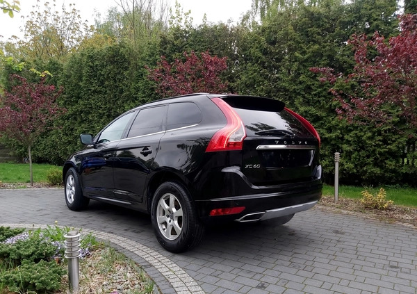 Volvo XC 60 cena 70000 przebieg: 130000, rok produkcji 2016 z Przysucha małe 436